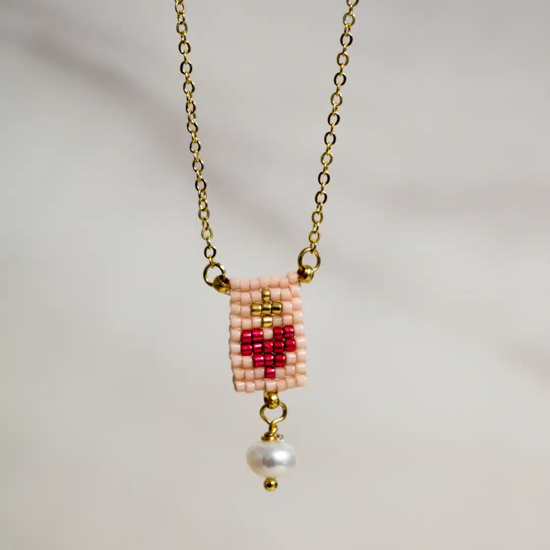 Mini Heart Scapular Miyuki Necklace with Pearl - Image 4